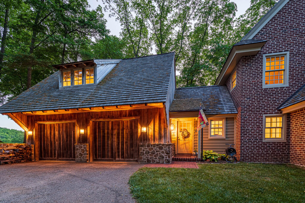 Front elevation of the Brick house in olde bulltown